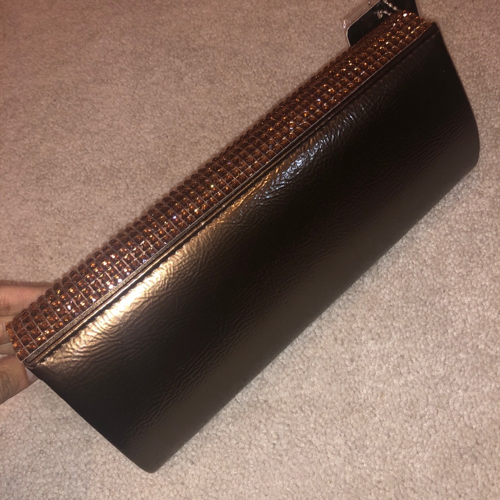 NWOT Brown Evening Clutch, perfect condition - Picture 5 of 5